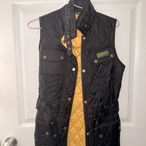 Barbour Women's Black and Gold Quilted Vest